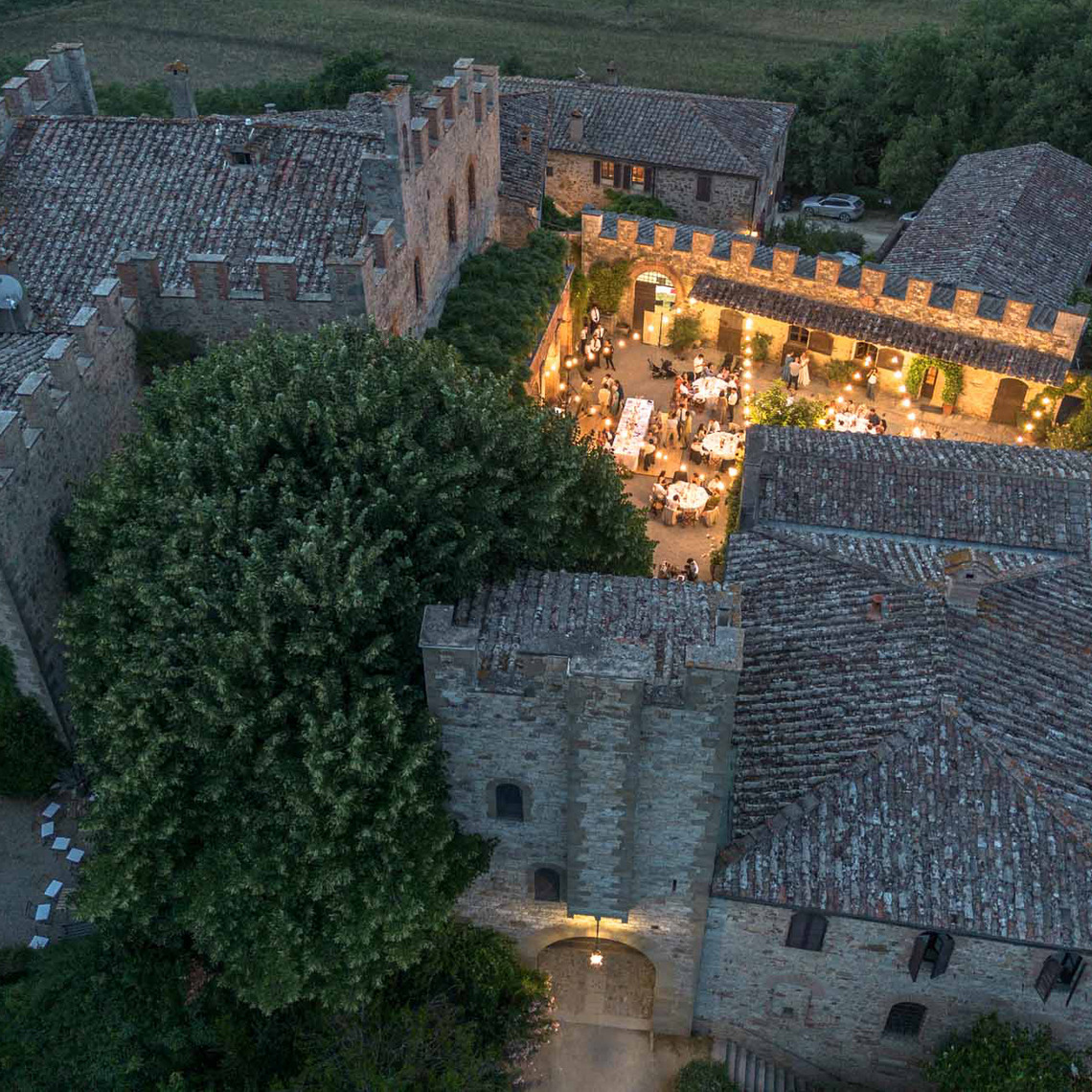wedding, montalto castle, Siena, tuscany, wedding photographer